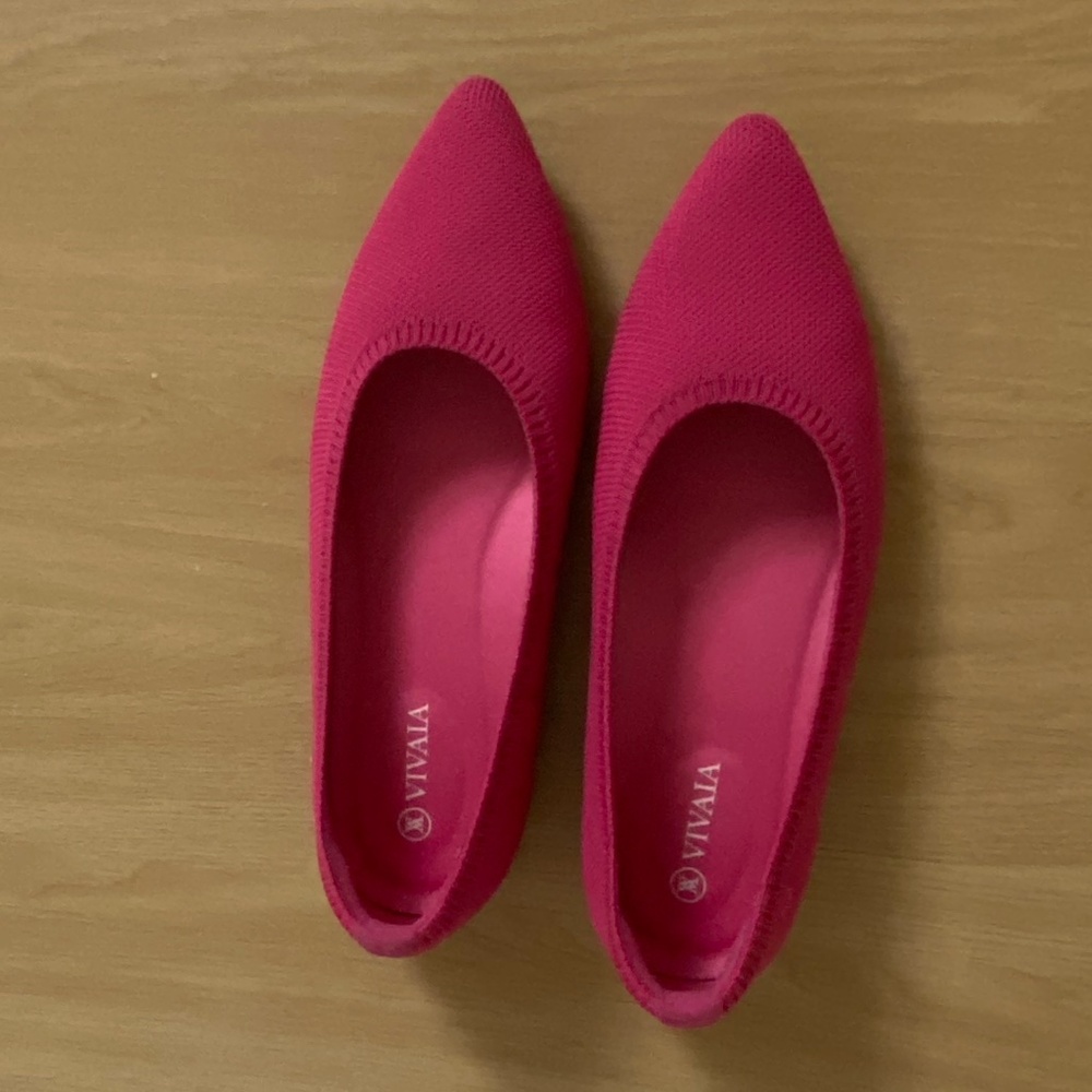 Bright Pink Vivaia Ballet Flat, Size 6.5